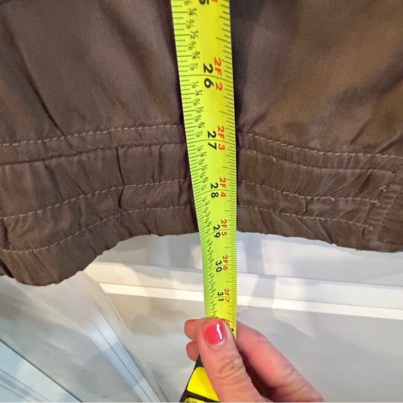 Michael Kors Olive Utility Vest Women’s XL - Picture 9 of 9